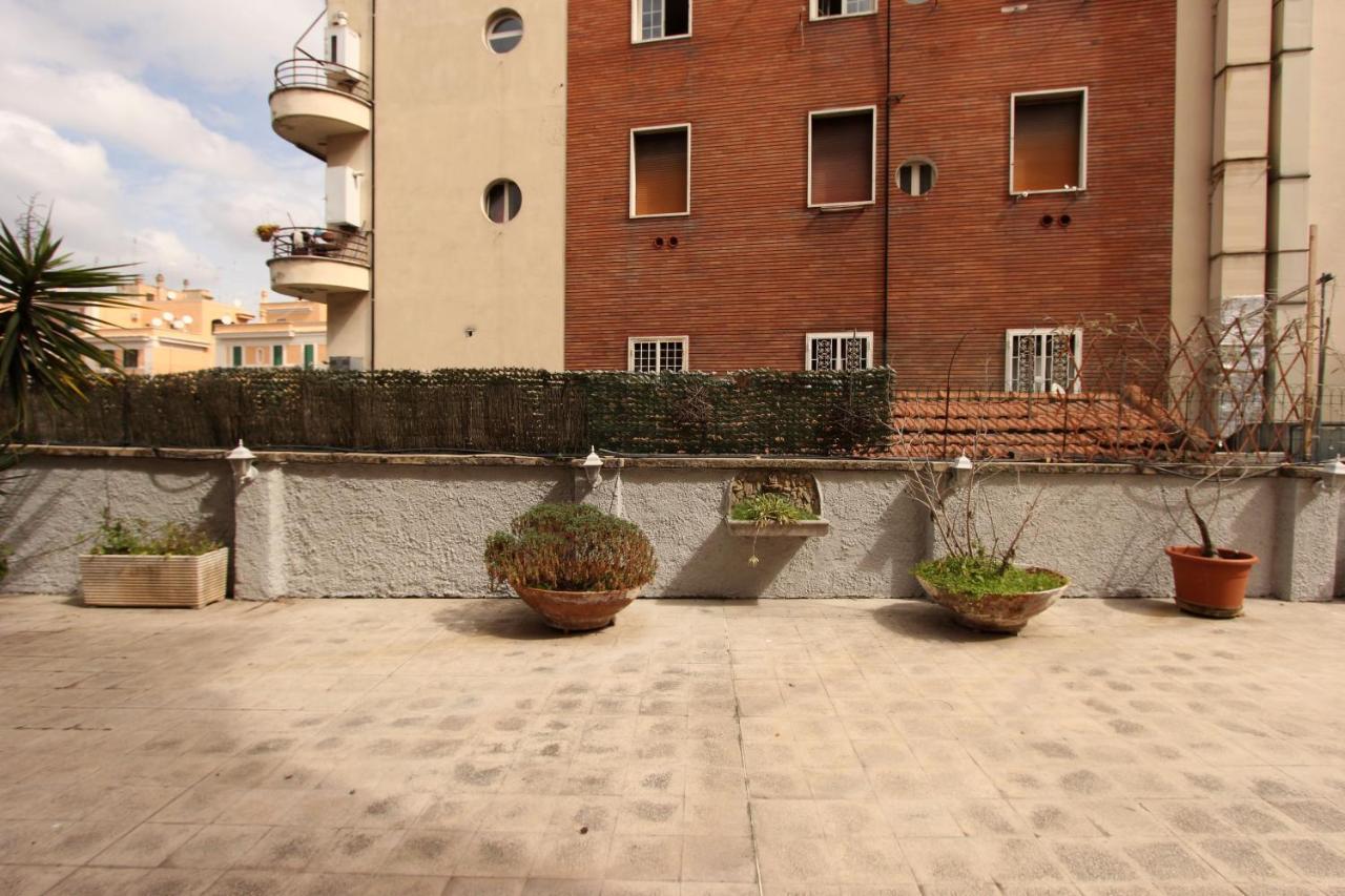 Appartement Angelo Emo Flat à Rome Extérieur photo